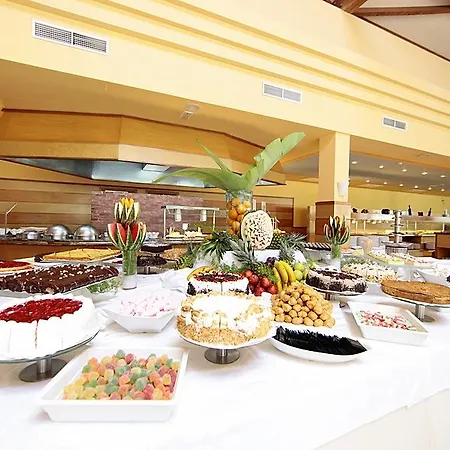 Lejlighedshotel Zafiro Picafort 4*