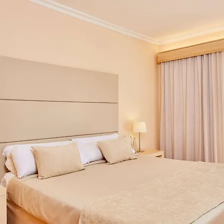 Zafiro Picafort Apart-hotel 4*