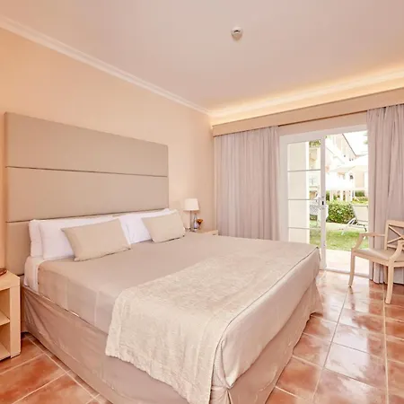 Zafiro Picafort Aparthotel 4*