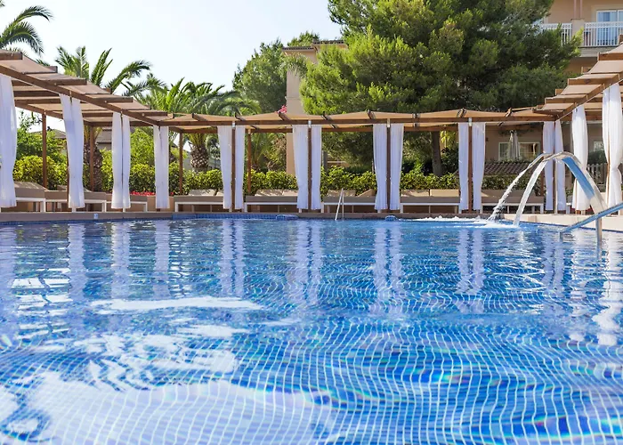 Zafiro Picafort Lägenhetshotell 4*